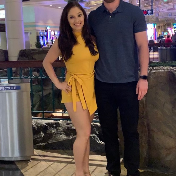 Romper - Picture 2 of 4